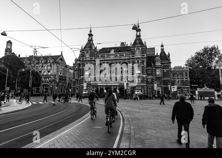 Amsterdam, pays-Bas - OCT 12, 2021: Le Stadschouwburg est un bâtiment de théâtre à la Leidseplein à Amsterdam, pays-Bas. Banque D'Images