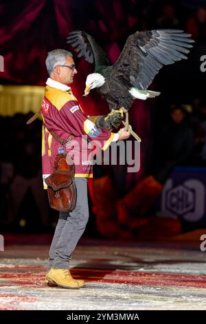 Genève, Suisse. 20 novembre 2024. Genève, Suisse, 20 novembre 2024 : Geneve-Servette HC Eagle pendant le match de la Ligue des Champions entre Geneve-Servette HC et HC Lausanne aux Vernets de Genève, Suisse (Giuseppe Velletri/SPP) crédit : SPP Sport Press photo. /Alamy Live News Banque D'Images