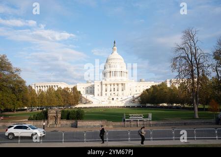 Une vue du Capitole des États-Unis à Washington, DC, États-Unis, le 20 novembre 2024. Le Capitole des États-Unis, souvent appelé Capitole ou Capitole, est le siège du Congrès des États-Unis, la branche législative du gouvernement fédéral. Il est situé sur le National Mall à Washington, DC crédit : Aashish Kiphayet/Alamy Live News Banque D'Images