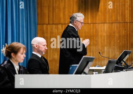 Tyristrand 20241121. Défend Øystein Storrvik au cours du troisième jour du traitement par le tribunal de district de Ringerike, Asker et Bærum de la demande de libération conditionnelle de Fjotolf Hansen. Le procès a lieu à la prison de Ringerike. Fjotolf Hansen, anciennement Anders Behring Breivik, a été condamné à 21 ans de prison avec une peine minimale de 10 ans, pour les attentats terroristes perpétrés contre Oslo et Utøya le 22 juillet 2011. 77 personnes ont perdu la vie dans ces attaques. Photo : Beate Oma Dahle / PISCINE / NTB Banque D'Images