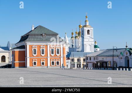 ARZAMAS, RUSSIE - SEPTEMBRE 05, 2024 : L'ancien bâtiment de la ville magistrat dans le paysage urbain un jour ensoleillé de septembre Banque D'Images
