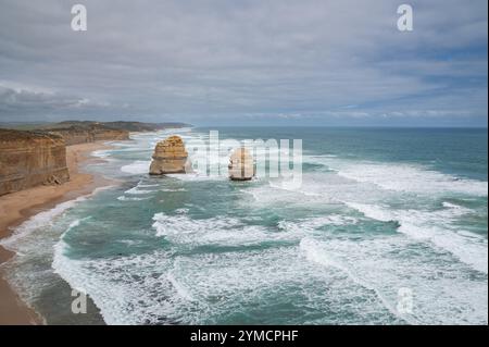 29.10.2024, Port Campbell, Victoria, Australie - formation rocheuse sur Gibson Beach dans le parc national marin des douze Apôtres le long de la Great Ocean Road. Banque D'Images