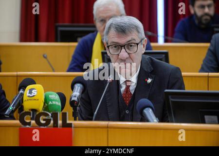 Italie, Rome, 21 novembre 2024 : Maurizio Landini, secrétaire du syndicat CGIL, lors de la conférence de presse sur les raisons de la grève générale du 29 novembre prochain photo © Stefano Carofei/Sintesi/Alamy Live News Banque D'Images
