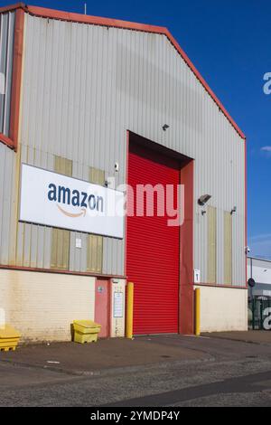 27 septembre 2020 l'entrée de l'entrepôt local Unité du géant de la vente au détail Amazon situé à Belfast Parc industriel du quartier Titanic i Banque D'Images