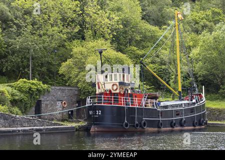 CRINAN ARGYLL BUTE, ÉCOSSE, ROYAUME-UNI, MAI 30. Vic 32 Puffer au port de Crinan à Argyll et Bute, Écosse, le 30 mai 2024 Banque D'Images