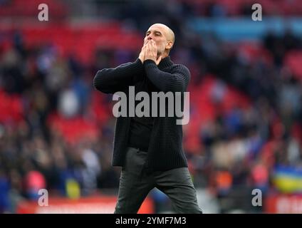 Photo du dossier datée du 20/04/24 du directeur de Manchester City Pep Guardiola. Le manager de Manchester City, Pep Guardiola, a signé un nouveau contrat de deux ans, ont annoncé les champions de la premier League. Date d'émission : jeudi 21 novembre 2024. Banque D'Images