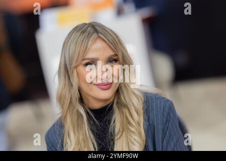 21 novembre 2024, Rhénanie du Nord-Westphalie, Hürth : Jenny Koepper participe au téléthon RTL 2024. Photo : Rolf Vennenbernd/dpa Banque D'Images