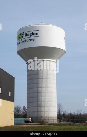 Ville de Port Colborne signe sur un château d'eau sur Barrick Road en Ontario, Canada Banque D'Images