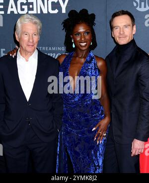 New York, États-Unis. 21 novembre 2024. Richard Gere, Jodie Turner-Smith et Michael Fassbender assistent à la première de la série « The Agency » au Museum of Modern Art le 21 novembre 2024 à New York, NY © Steven Bergman/AFF-USA. Crédit COM : AFF/Alamy Live News Banque D'Images