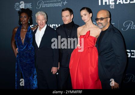 Jodie Turner-Smith, Richard Gere, Michael Fassbender, Katherine Waterston und Jeffrey Wright BEI der Premiere der Paramount+ Serie 'The Agency' im Museum of Modern Art. New York, 21.11.2024 Banque D'Images