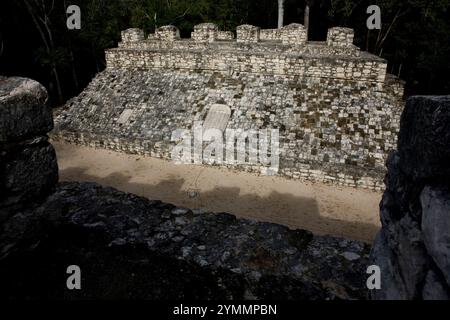 Un jeu de balle maya dans les ruines de l'ancienne ville maya de Coba au Mexique de la péninsule du Yucatan Banque D'Images