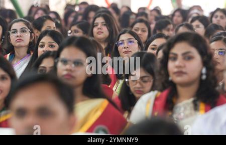 New Delhi, Inde. 22 novembre 2024. NEW DELHI, INDE - 22 NOVEMBRE : étudiantes participant à la 7e convocation de l'Université technique pour les femmes Indira Gandhi Delhi (IGDTUW), le 22 novembre 2024 à New Delhi, Inde. (Photo de Raj K Raj/Hindustan Times/Sipa USA) crédit : Sipa USA/Alamy Live News Banque D'Images