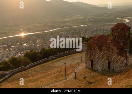 Église de la Sainte Trinité, château de Berat, Berat, Albanie. Banque D'Images