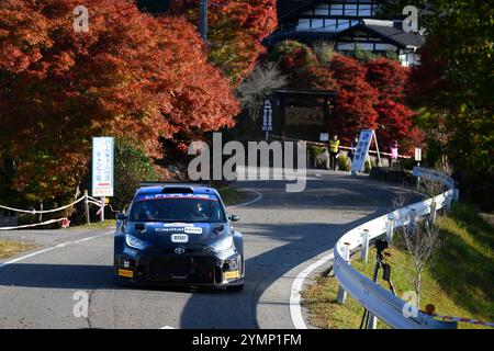 , Ils affrontent le 2ème jour de la course lors du Championnat du monde des Rallyes FIA WRC FORUM8 Rally Japan 2024 22 novembre, Okazaki Japon Banque D'Images