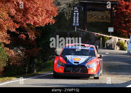 , Ils affrontent le 2ème jour de la course lors du Championnat du monde des Rallyes FIA WRC FORUM8 Rally Japan 2024 22 novembre, Okazaki Japon Banque D'Images