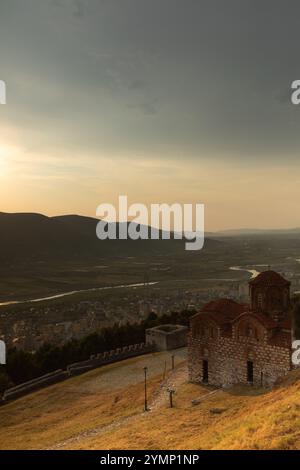 Église de la Sainte Trinité, château de Berat, Berat, Albanie. Banque D'Images