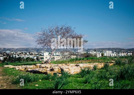 Une vue de la colline à la ville d'Ayia Napa, Chypre Banque D'Images