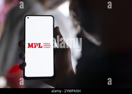 Le logo MPL est affiché sur le smartphone. Mobile premier League est une plate-forme indienne de jeu en ligne. Banque D'Images