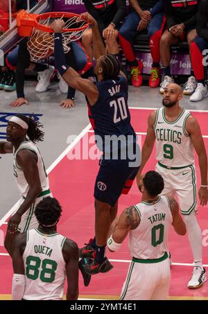 Washington, États-Unis. 22 novembre 2024. WASHINGTON, DC - 22 NOVEMBRE : Alexandre Sarr (20 ans) marque lors d'un match NBA entre les Wizards de Washington et les Celtics de Boston, le 22 novembre 2024 au Capital One Arena, à Washington DC. (Photo de Tony Quinn/SipaUSA) crédit : Sipa USA/Alamy Live News Banque D'Images