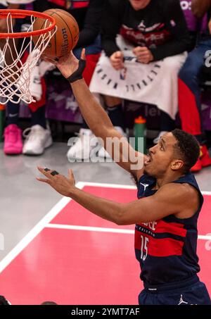 Washington, États-Unis. 22 novembre 2024. WASHINGTON, DC - 22 NOVEMBRE : le garde des Wizards de Washington Malcolm Brogdon (15 ans) a marqué lors d'un match NBA entre les Wizards de Washington et les Celtics de Boston, le 22 novembre 2024 au Capital One Arena, à Washington, DC. (Photo de Tony Quinn/SipaUSA) crédit : Sipa USA/Alamy Live News Banque D'Images