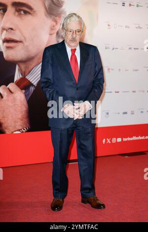Turin, Italie. 22 novembre 2024. Giancarlo Giannini est capturé lors de la cérémonie d'ouverture du tapis rouge du 42e Festival du film de Turin 2024 également appelé TFF à Turin, Italie, le 22 novembre 2024. Photo de Marco Piovanotto/ABACAPRESS. COM Credit : Abaca Press/Alamy Live News Banque D'Images