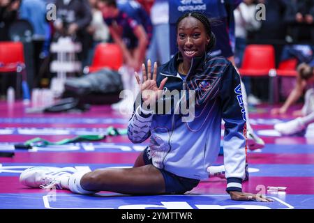 Assago, Italien. 22 novembre 2024. Paola Egonu #18 de Numia Vero volley Milano vu pendant volley Serie Un match féminin 2024/25 entre Numia Vero volley Milano et Prosecco Doc Imoco Conegliano au Forum Unipol. Score final Numia Vero volley Milano 0 | 3 Prosecco Doc Imoco Conegliano crédit : dpa/Alamy Live News Banque D'Images