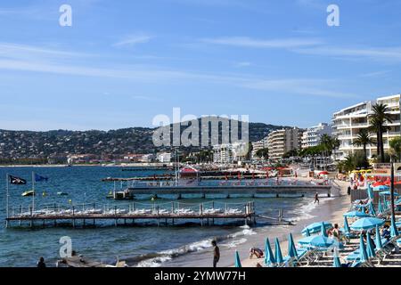 Juan les Pins, France. 3 octobre 2019. Plage à Juan les Pins, Sud de la France. Crédit : Vuk Valcic / Alamy Banque D'Images