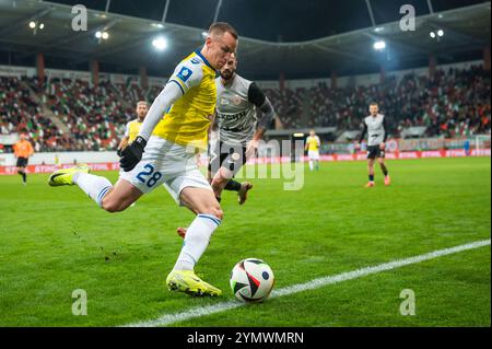 LUBIN, POLOGNE - 22 NOVEMBRE 2024 : match de football polonais PKO Ekstraklasa entre KGHM Zaglebie Lubin vs Motor Lublin. Pawel Stolarski. Banque D'Images