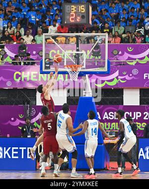 Chennai, Inde. 22 novembre 2024. Le Qatar a battu l'Inde 69-53 lors de la deuxième phase de qualification de la Coupe d'Asie FIBA 2025, qui s'est tenue à Chennai, en Inde. Crédit : Ranjith Kumar/Alamy Live News. Banque D'Images