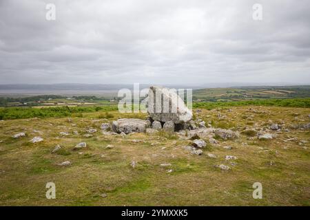 Arthur’s Stone est un cimetière néolithique sur la péninsule de Gower au pays de Galles. Banque D'Images