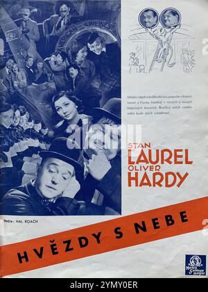 Publicité commerciale tchèque pour STAN LAUREL et OLIVER HARDY JACK HALEY ROSINA LAWRENCE et PATSY KELLY dans PICK A STAR 1937 réalisateur EDWARD SEDGWICK Producteur HAL ROACH STUDIOS Metro Goldwyn Mayer (MGM) Banque D'Images