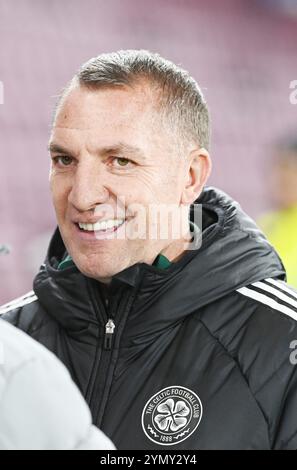 Tynecastle Park Edinburgh Écosse Royaume-Uni 23rd Nov 24 William Hill Premiership match Hearts vs Celtic. Responsable celtique Brendan Rodgers crédit : eric mccowat/Alamy Live News Banque D'Images