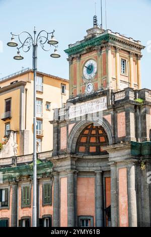 Naples, Napoli, Italie, Centro Storico, Centre historique, Piazza Dante Square, Convitto Nazionale Vittorio Emanuele, National Boarding School Primary Middle Hi Banque D'Images