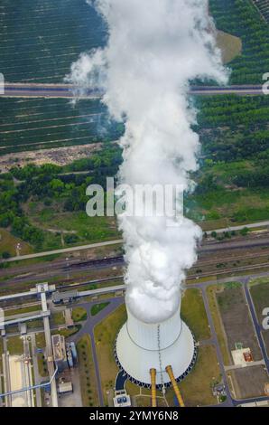 Photo aérienne, centrale électrique, Schwarze Pumpe, charbon, centrale électrique au charbon, tour de refroidissement, Saxe, Allemagne, lignite, Lusatia, CO2, vapeur d'eau, LEAG, eu Banque D'Images