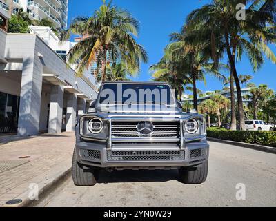 Miami Beach, Floride États-Unis - 5 juin 2024 : 2020 Mercedes-Benz G550 wagon suv à miami Beach. Mercedes Benz classe g srossover voiture allemande populaire. Banque D'Images