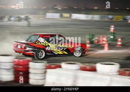 Bagdad, Irak. 23 novembre 2024. Un pilote participe au Red Bull car Park Drift-Iraq à Bagdad, Irak, le 23 novembre 2024. Crédit : Khalil Dawood/Xinhua/Alamy Live News Banque D'Images