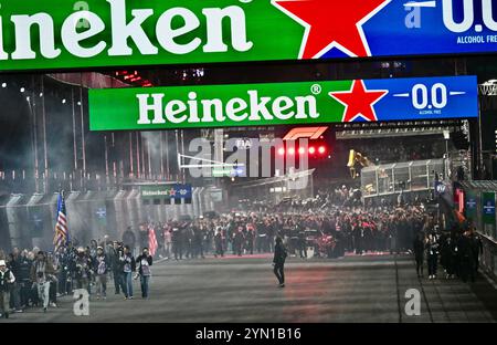 Las Vegas, Nevada, États-Unis. 23 novembre 2024. (SPO) Grand Prix Heineken Silver de Las Vegas de formule 1. 23 novembre 2024, Las Vegas, Nevada, États-Unis : les pilotes sont en course pour décider du vainqueur du Grand Prix de formule 1 de Las Vegas qui se déroulera sur le Las Vegas Strip circuit. Credit : this photo/thenews2 (Credit image : © Niyi Fote/TheNEWS2 via ZUMA Press Wire) USAGE ÉDITORIAL SEULEMENT! Non destiné à UN USAGE commercial ! Banque D'Images