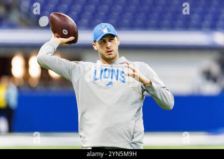 24 novembre 2024 : le quarterback des Lions de Détroit, Jared Goff (16 ans), lors d'un match d'avant-match de la NFL contre les Colts d'Indianapolis au Lucas Oil Stadium à Indianapolis, Indiana. John Mersits/CSM. Banque D'Images
