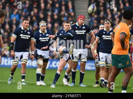 Scottish Gas Murrayfield . Edimbourg Écosse Royaume-Uni 24 novembre 24 ESSAIS D'AUTOMNE 2024/25 match de l'Ecosse contre l'Australie Finn Russell of Scotland crédit : eric mccowat/Alamy Live News Banque D'Images