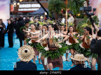 LONDRES, ANGLETERRE - 24 NOVEMBRE : Dancez à la première britannique de 'Moana 2' au Cineworld Leicester Square le 24 novembre 2024 à Londres, Angleterre. (Photo de lounisPhotography / Alamy Live News) Banque D'Images