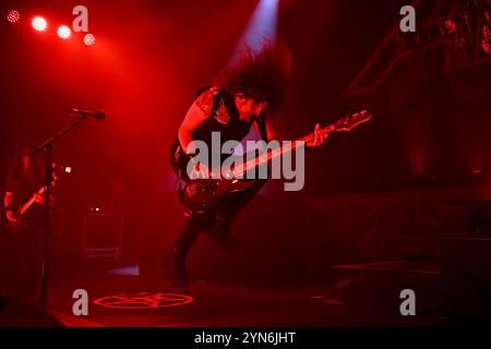 Londres, Royaume-Uni. ROYAUME-UNI. 23 novembre 2024. LONDRES, ANGLETERRE - 23 NOVEMBRE : Frank Bello de "Anthrax" en concert à Eventim Apollo le 23 novembre 2024 à Londres, Angleterre. CAP/Mar © Mar/Capital Pictures crédit : Capital Pictures/Alamy Live News Banque D'Images