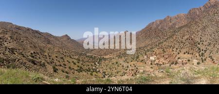 Superbe vue panoramique sur la vallée d'Ammeln dans les montagnes de l'anti-Atlas au printemps, Maroc, Afrique Banque D'Images