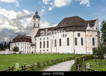 Ancienne église de pèlerinage rococo Wieskirche en Bavière, Allemagne, Europe Banque D'Images