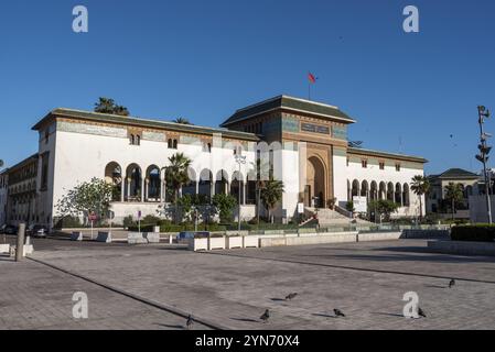 Cour Art Déco mauresque sur la place Mohammed V à Casablanca, Maroc, Afrique Banque D'Images