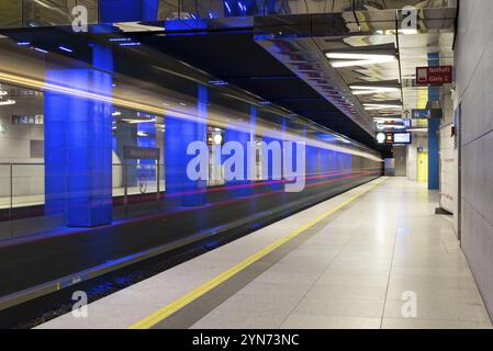 MUNICH, Allemagne, 01 JANVIER 2023, Futuristic station de métro Muenchener Freiheit à Munich, Bavière, Allemagne, Europe Banque D'Images