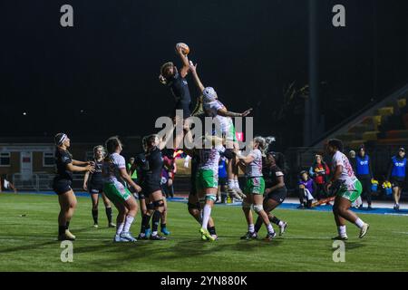 Londres, Royaume-Uni. 24 novembre 2024. Saracens Women vs Harlequins Women 'The Duel' match au StoneX Stadium pour la 7e manche de la saison 2024/25 de Premiership Women's Rugby. UK © ️ crédit : Elsie Kibue/Alamy Live News Banque D'Images