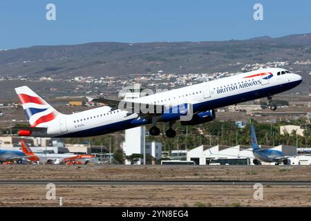 Tenerife, Espagne. 17 novembre 2023. Un Airbus 321 British Airways (BA Euroflyer) décollant de Tenerife sur-Reina SofÃ-a. BA Euroflyer est une compagnie aérienne opérant depuis Londres Gatwick sous la marque British Airways. En tant que filiale à 100 % de British Airways, cette compagnie aérienne dessert un réseau de destinations à travers l'Europe avec une flotte d'appareils de la famille Airbus A320. (Crédit image : © Fabrizio Gandolfo/SOPA images via ZUMA Press Wire) USAGE ÉDITORIAL SEULEMENT! Non destiné à UN USAGE commercial ! Banque D'Images