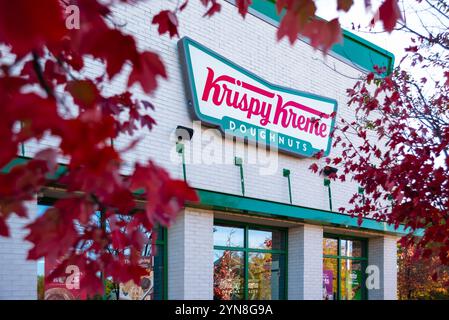 Krispy Kreme Doughnuts magasin à Snellville, Géorgie. (ÉTATS-UNIS) Banque D'Images