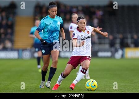 Bromley, Royaume-Uni. 24 novembre 2024. Li Mengwen lors de London City Lionesses vs West Ham United en Coupe de la Ligue féminine. Banque D'Images