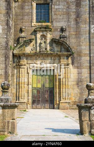 Espagne, Galice, Tui, étape sur la voie centrale portugaise, une des voies vers Saint-Jacques-de-Compostelle, église du couvent de Saint-Domingue fondée au XIVe siècle Banque D'Images